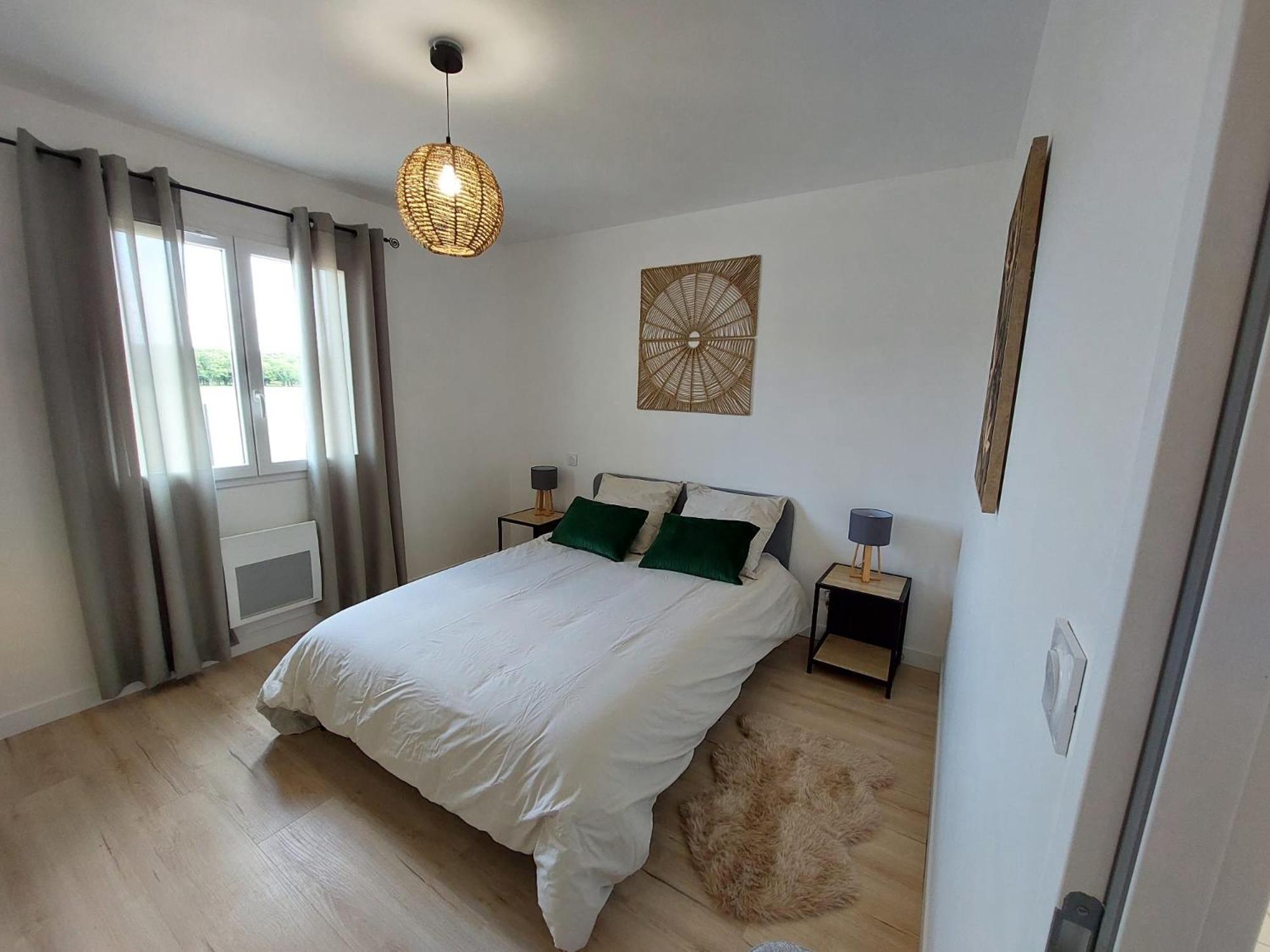 Maison Neuve A Bessens Exteriör bild