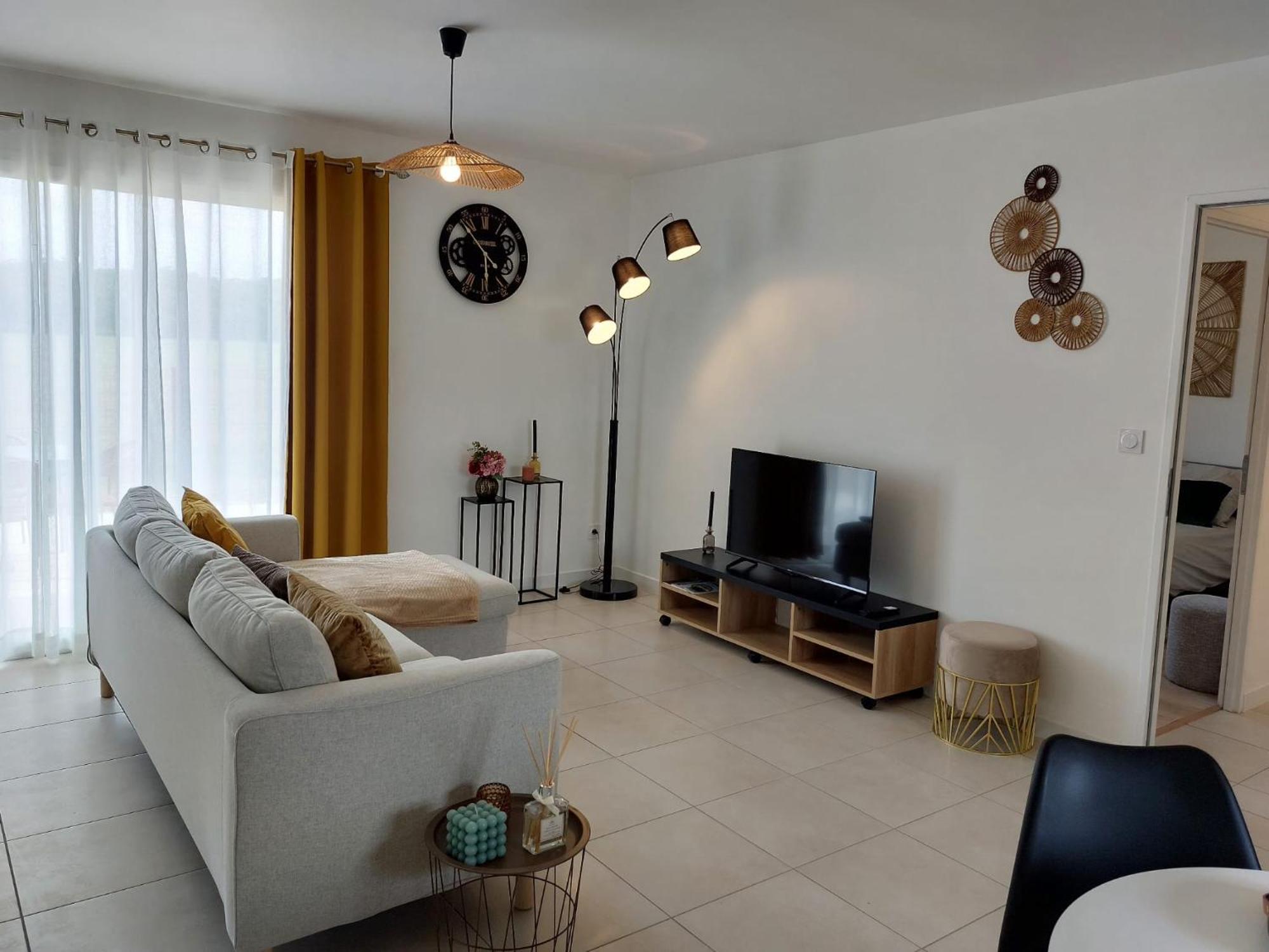 Maison Neuve A Bessens Exteriör bild